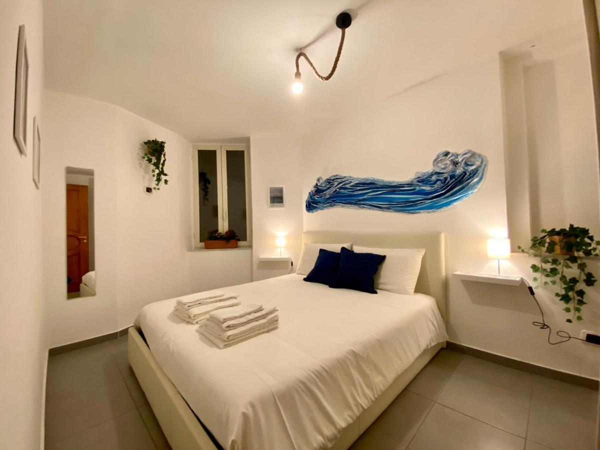 Casa Con Terrazzo In Centro Apartment เนเปิลส์ ภายนอก รูปภาพ